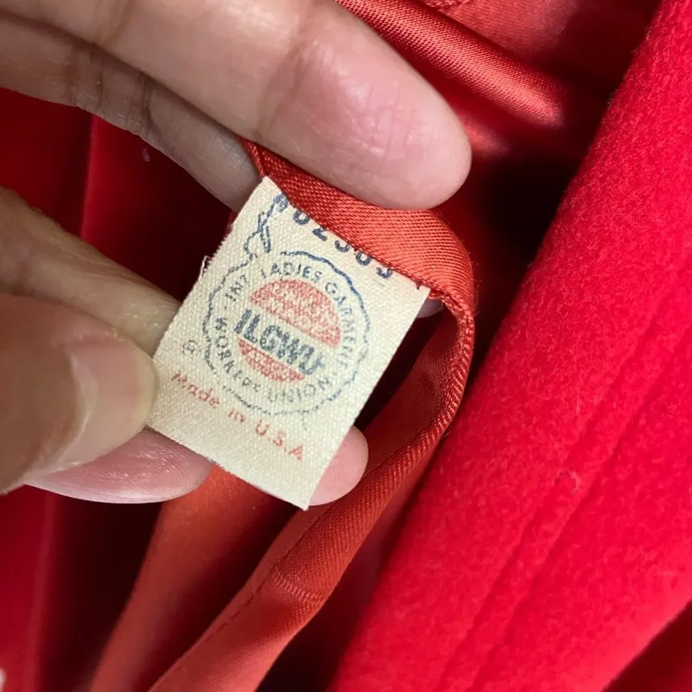 Vintage 70s Rosewin red peacoat size S/M